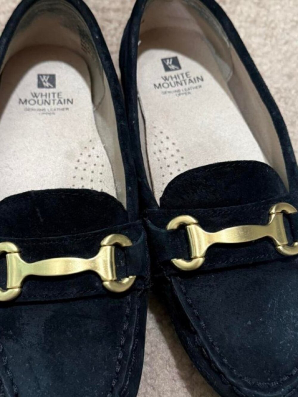 White Mountain Women's Black and Navy Loafers